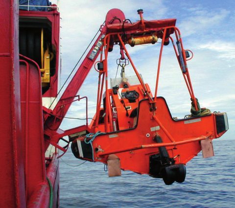 NorLift (TTS-Norlift AS) Davit Cranes (Rescue Boat Davits) – Photo (NorLift (TTS-Norlift AS) datasheet S. 2)