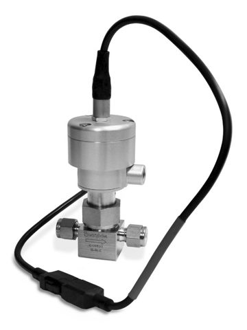 Swagelok Válvula de fuelle de acero inox., cierre del fuelle con junta, obturador de PCTFE, 3/8 pulg. Swagelok, Limpieza SC-11, Actuador neumático NO – Photo (Swagelok datasheet S. 11)
