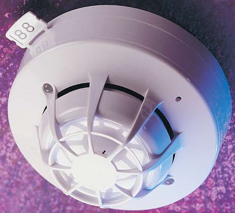 Apollo Fire Detectors XP95 – Photo (95bb63c641a4_S1-24 S. 1)