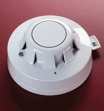 Apollo Fire Detectors XP95 – Photo (95bb63c641a4_S1-24 S. 9)