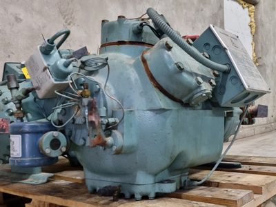 Carrier Marine 06E 200kW R134a Marine