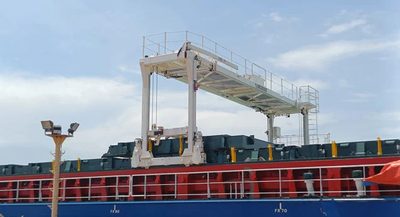 MacGregor MacGregor MacPiler Fully Electric Gantry Crane