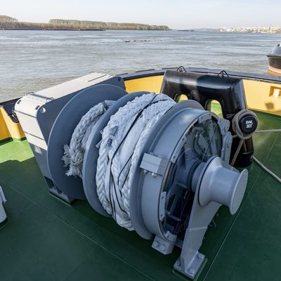 Damen Marine Components Gearbox driven towing winches