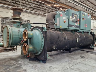 York/Johnson YCIV Chiller 2000kW R134a