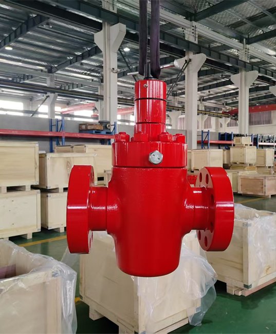 Worldwide Oilfield Machine Gate Valves, Model MAGNUM X/XU, 2-1/16”, 3-1/16” & 4-1/16”, 15K