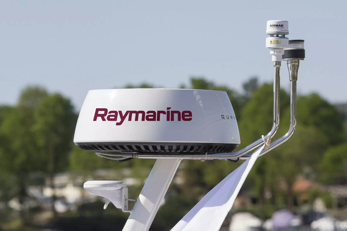 Raymarine Quantum 2 6ft Open