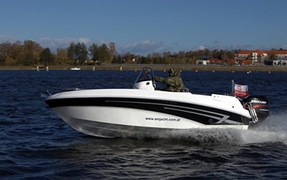 AM YACHT Sp. z o.o. AM 490