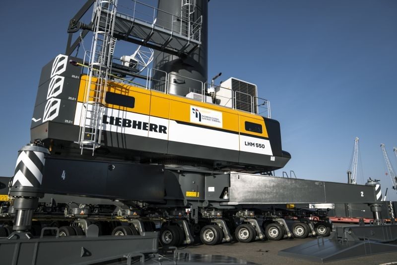 Liebherr Maritime LHM 55t-B