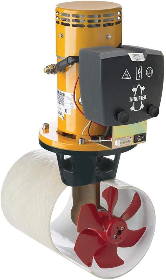 Cat Marine Power CMP-TT-2500 bow