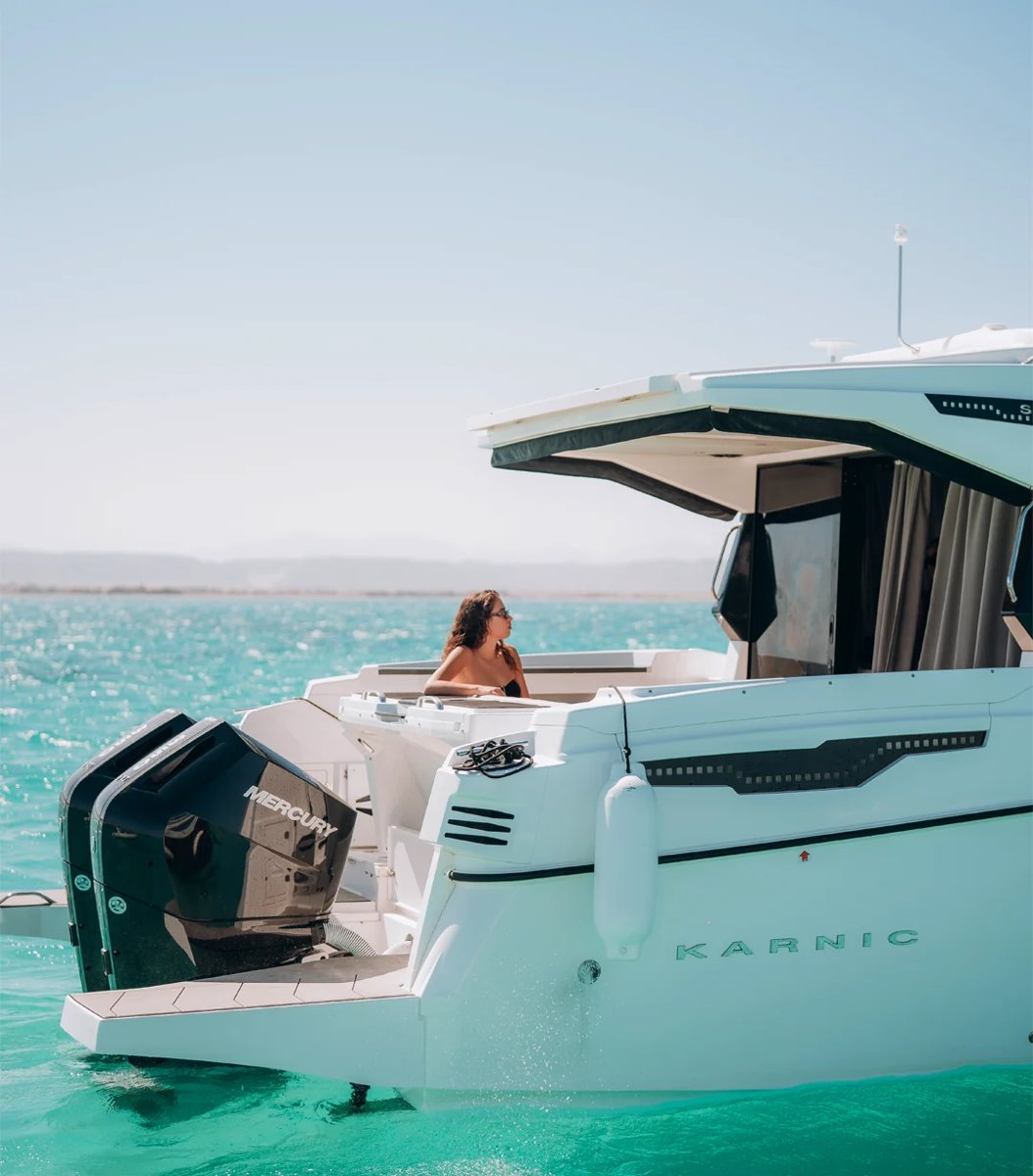 Al Marakeb Boat Manufacturing TRITON 33