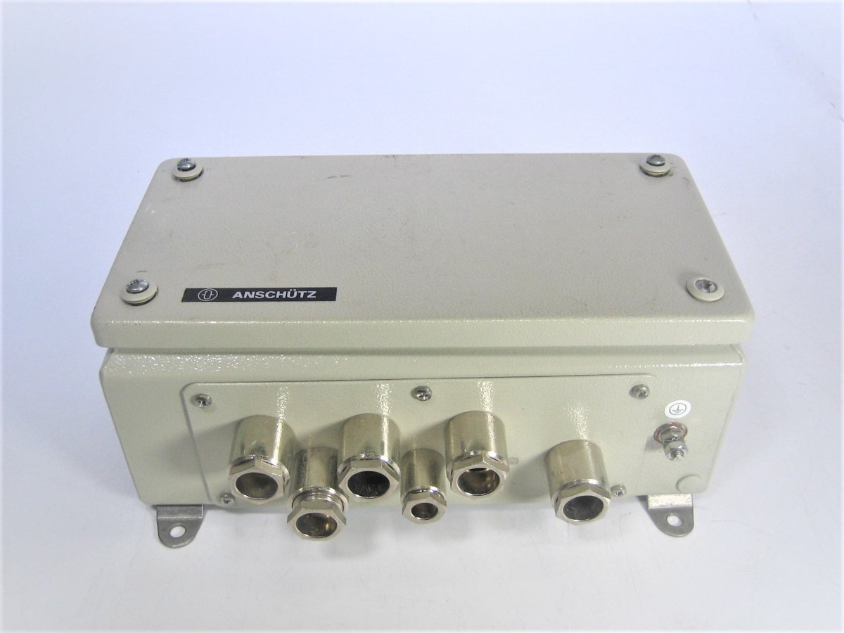 Raytheon Anschütz 102-890 NG001
