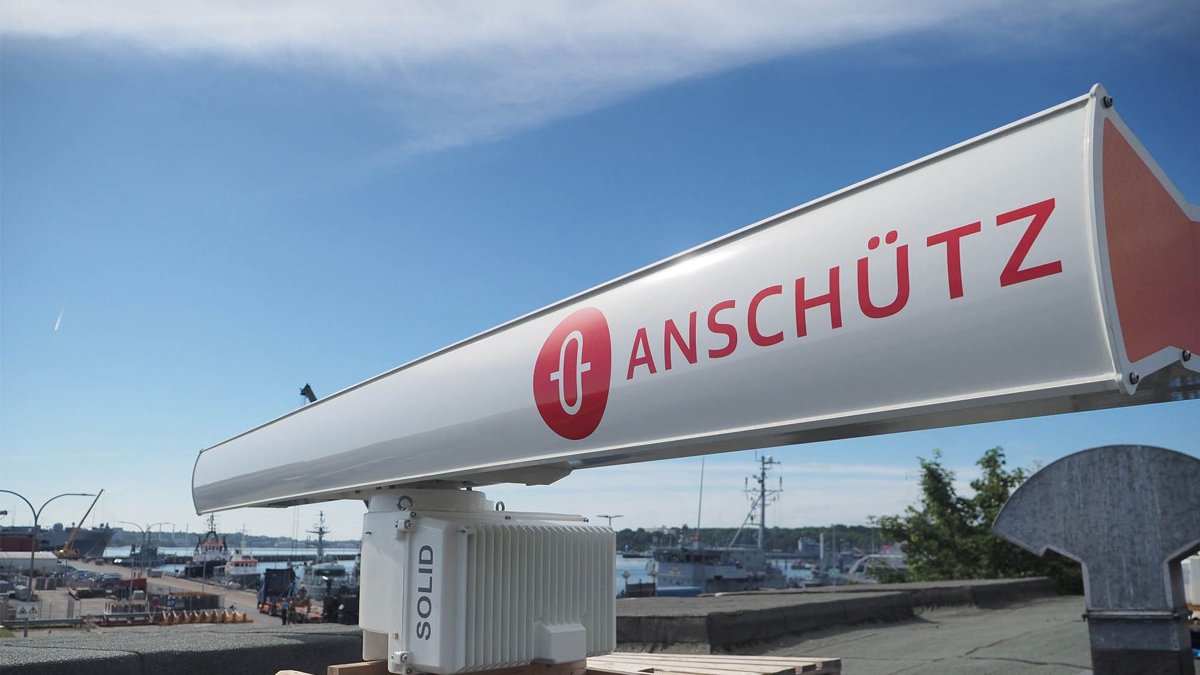 Raytheon Anschütz NSC Radar