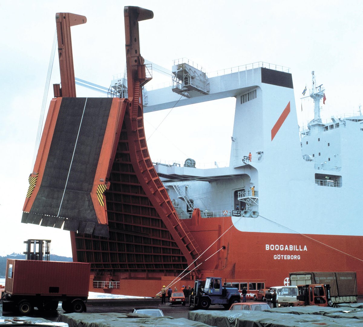 Wärtsilä Car carrier stern ramp/Bow ramp