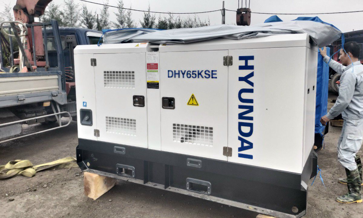 Hyundai Marine Gen HFC 400kVA 440V 60Hz