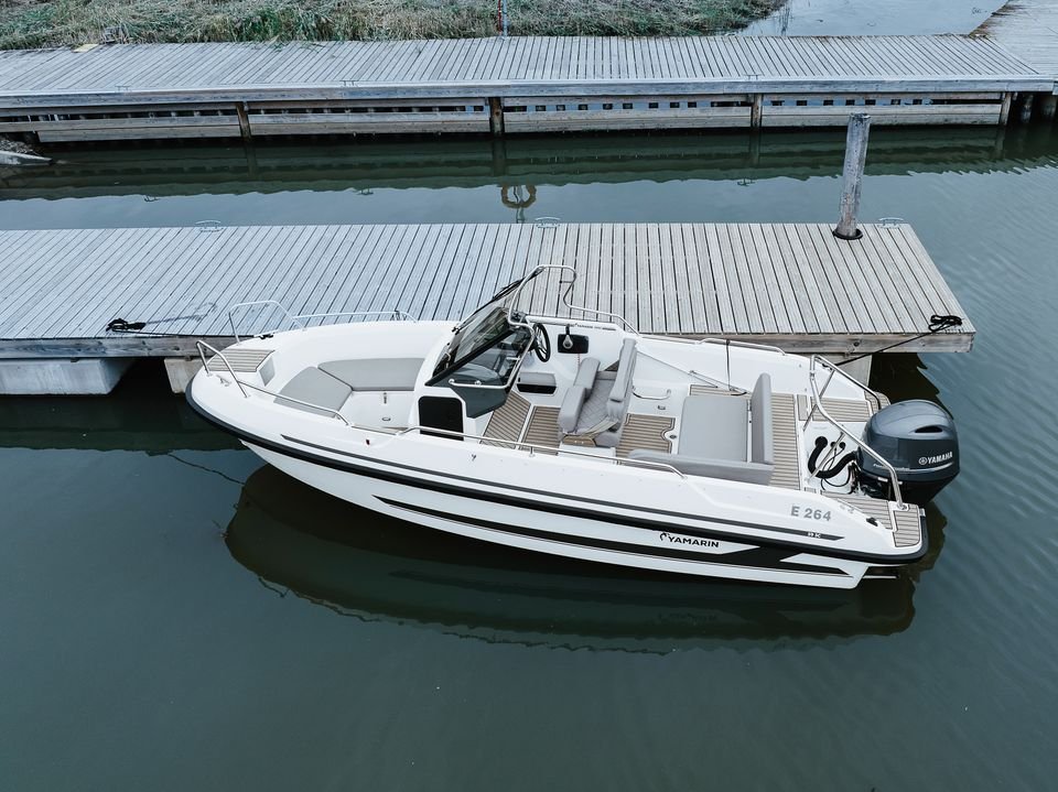 Inha Works Yamarin 59 Bow Rider / Side Console