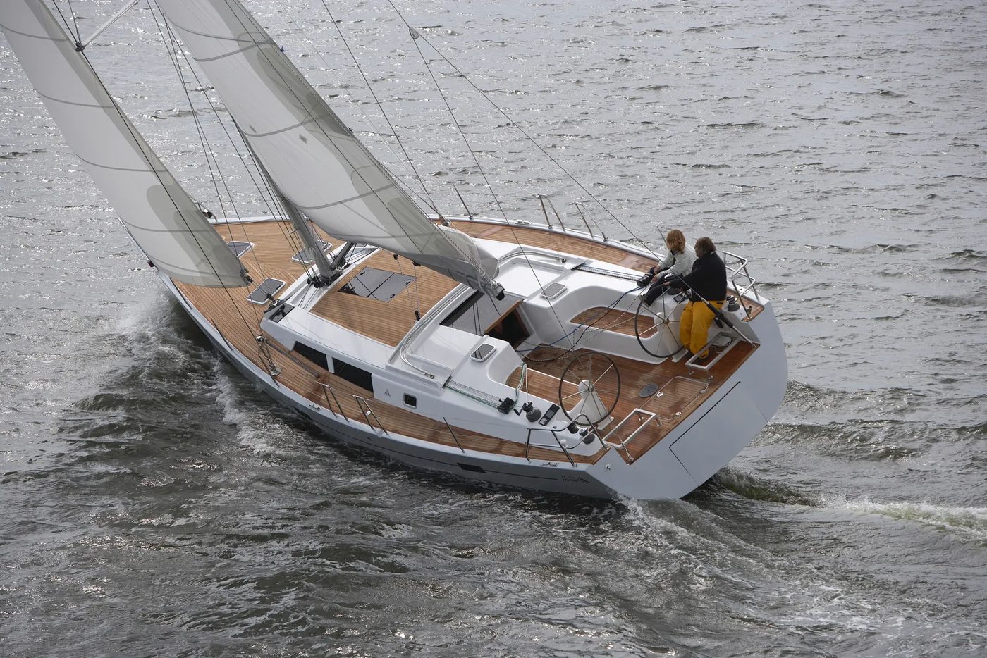 HanseYachts Hanse 470