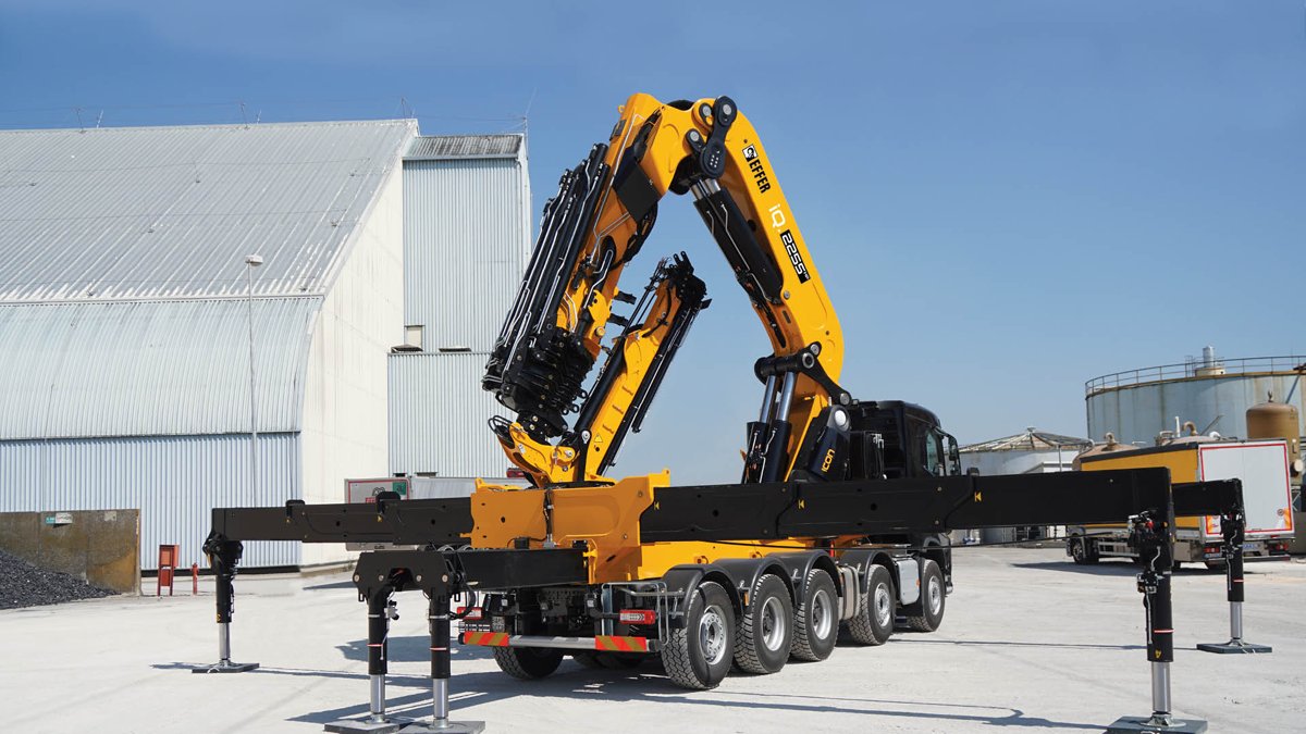 Effer Marine 305