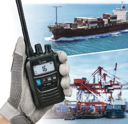 Icom Marine IC-M85