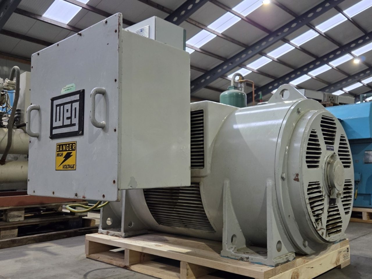 WEG Marine CFW11M 400kW 690V Marine