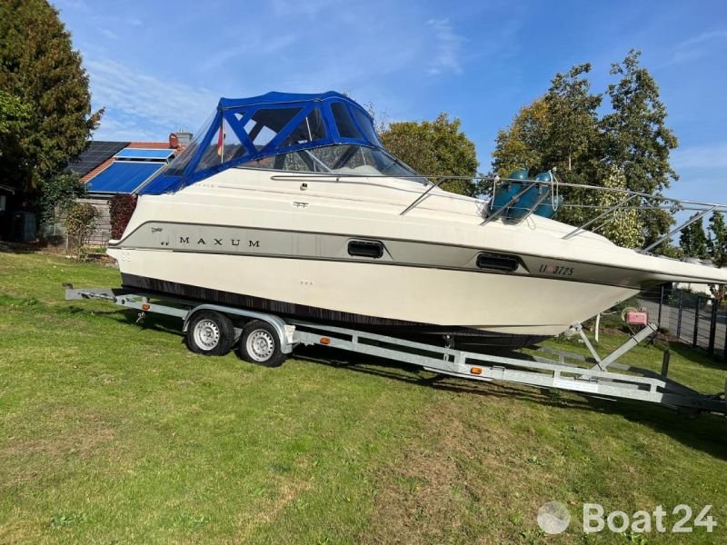 Boot Bremen GbR Maxum 2400 SCR