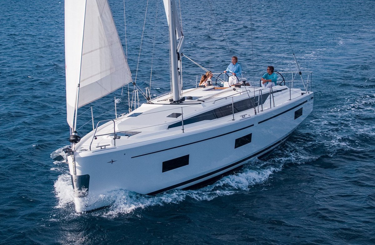 Bavaria Yachtbau 42C3/C4(DE BAVG42E9B999)