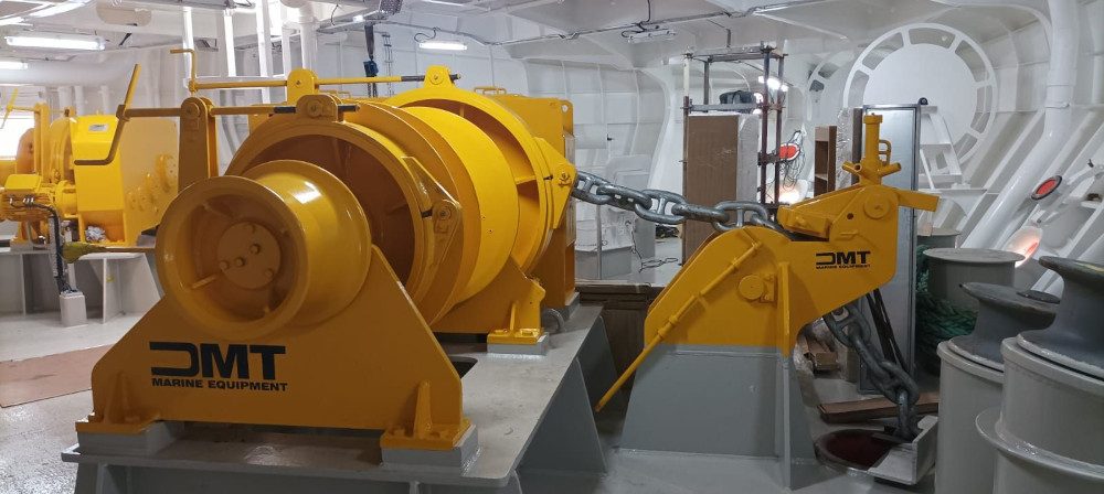 DMT Marine Equipment Combined Windlass/Mooring