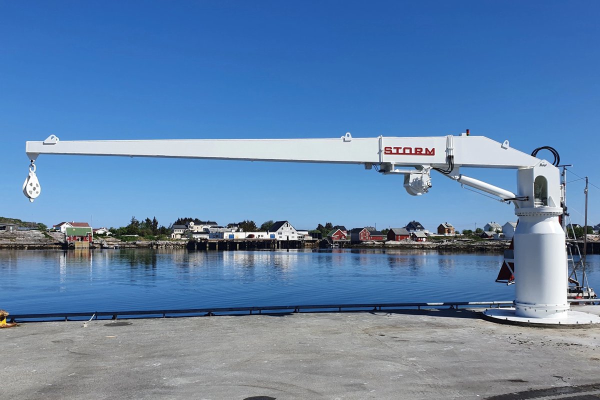 Storm Cranes A-2800