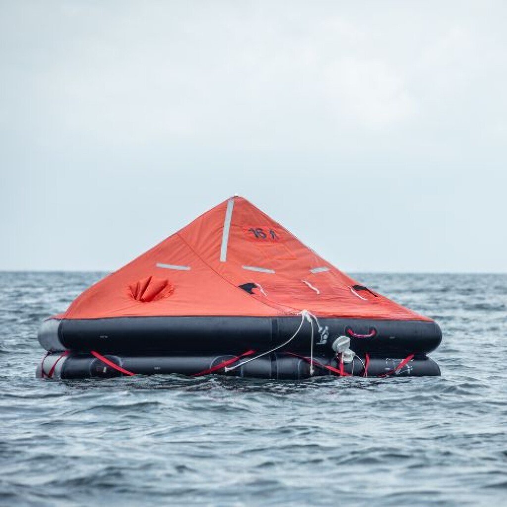 Survitec / RFD Eurocompact 25P