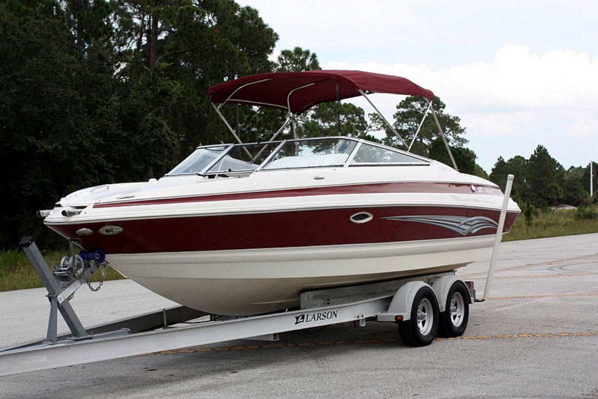 Marine - Care Larson 248 Lxi