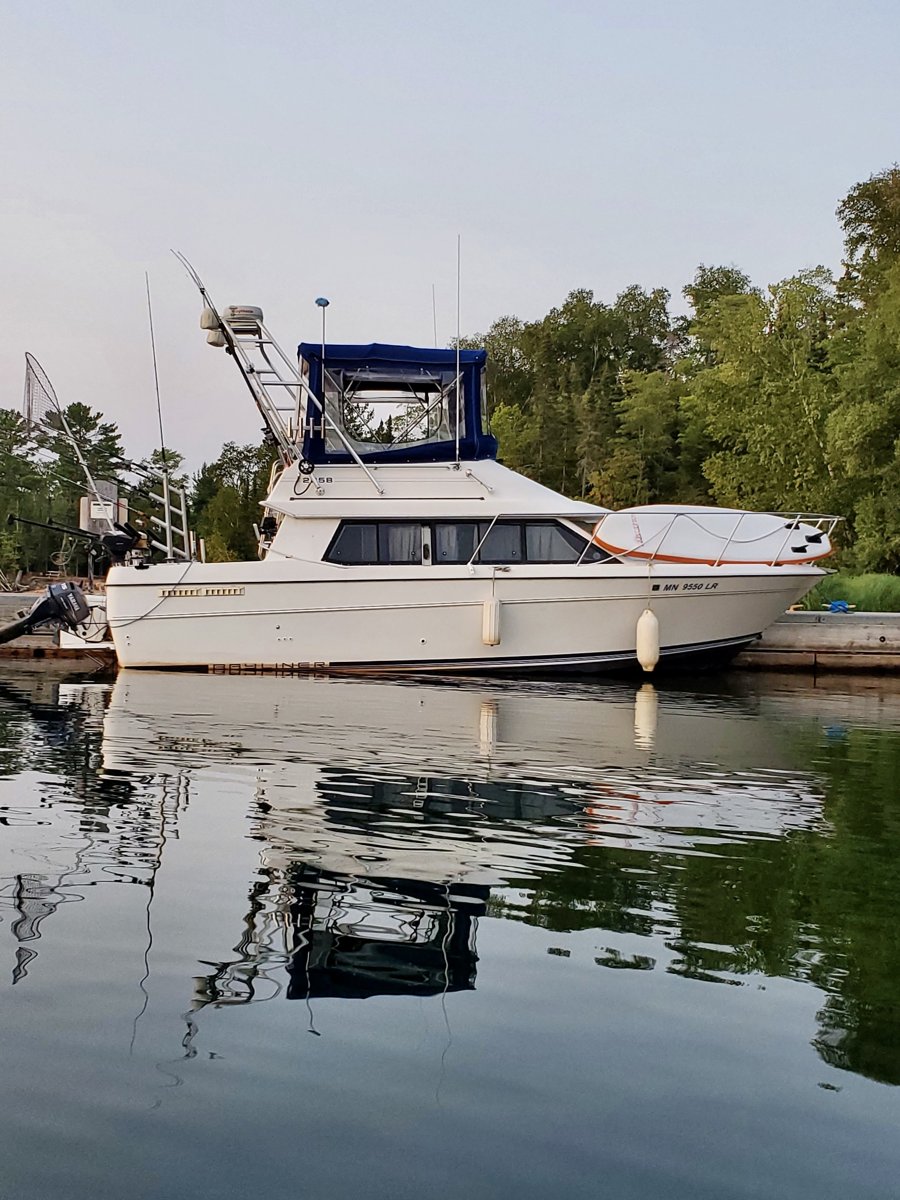 Marine - Care Bayliner 2858 Command Bridge