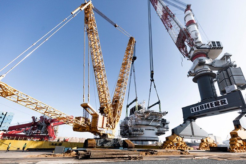 Liebherr Maritime Cranes HLC 150000