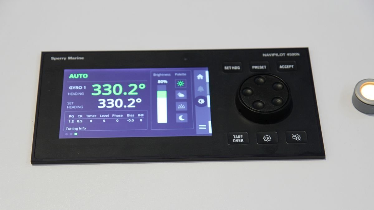 Sperry Marine NAVIPILOT 4500N