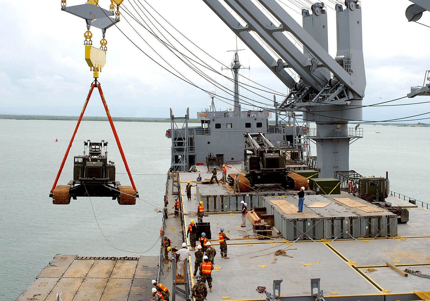 MacGregor Active Pendulation Control (APC) for cargo cranes