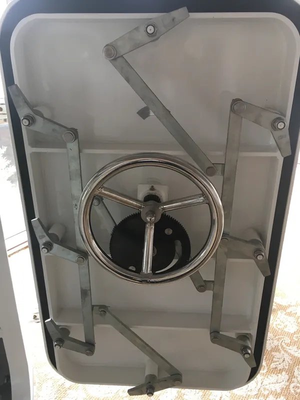 Fabryka Sprzetu Okretowego MEBLOMOR W52 - W108 Doors wheel & handle