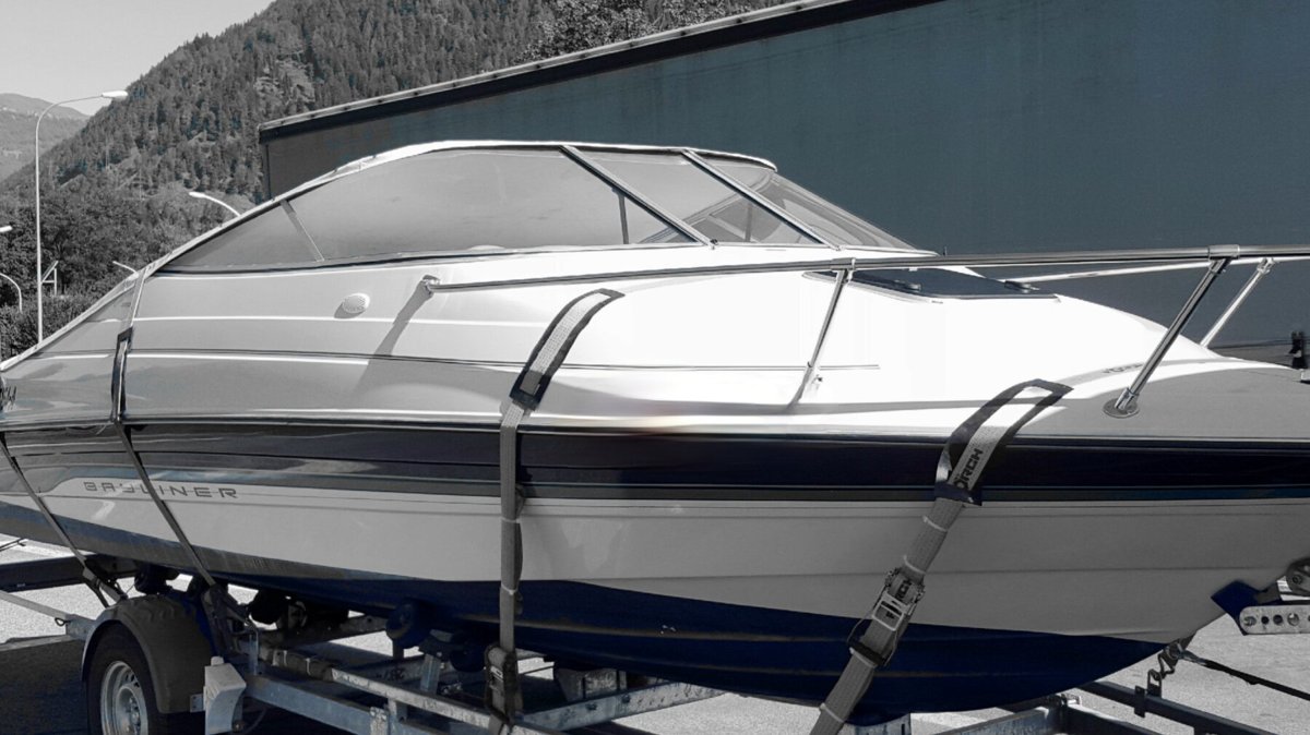 Boot Bremen GbR Bayliner 2052