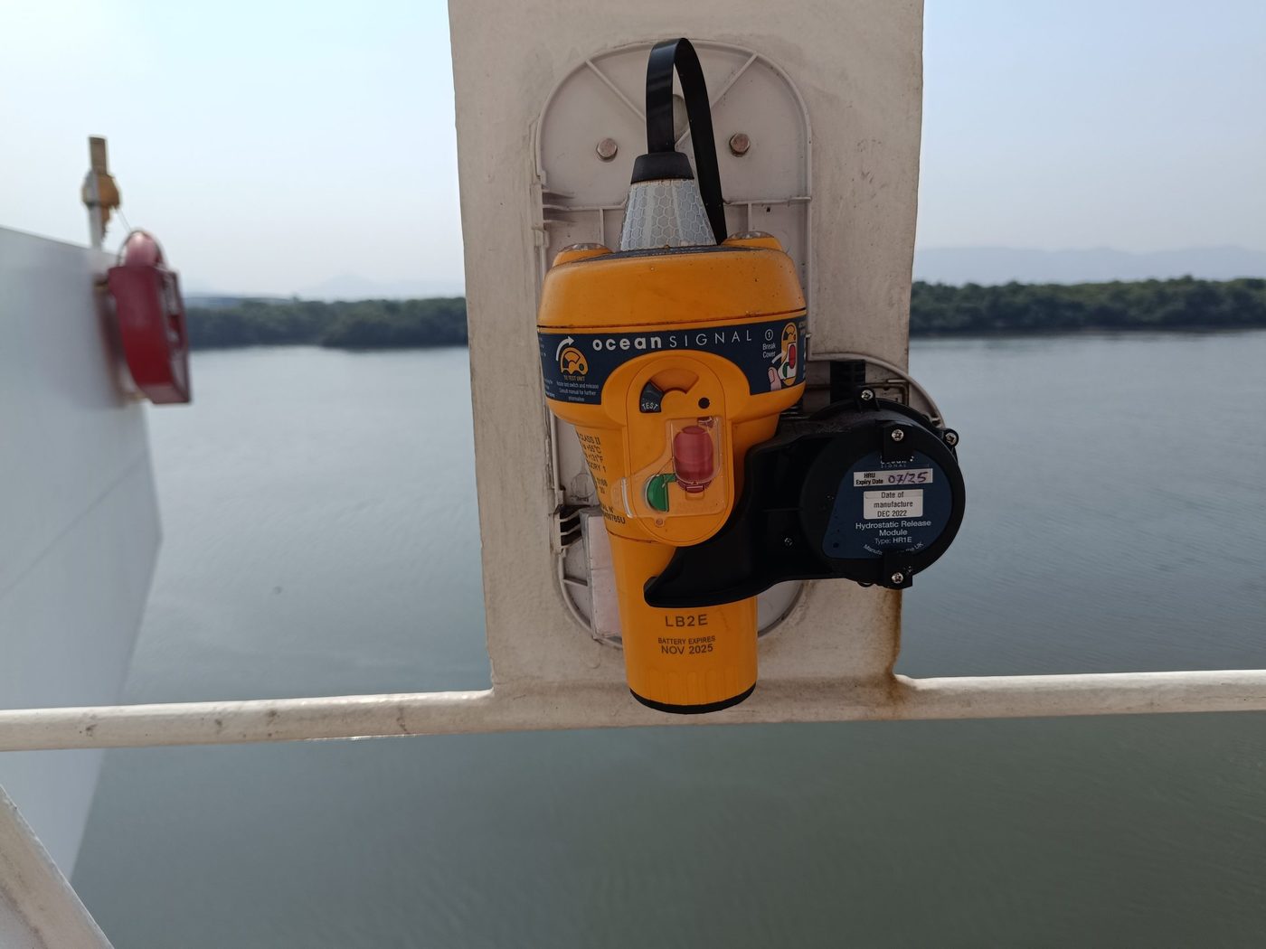 Musson Marine EPIRB P-150 Cat I