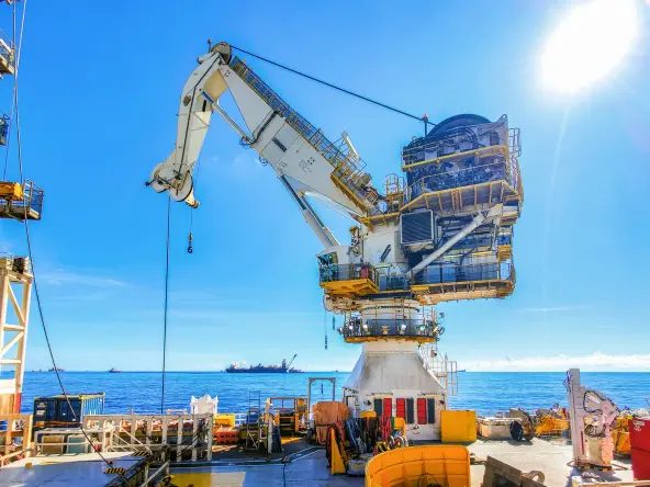 Liebherr Maritime Ram Luffing Cranes (RL)