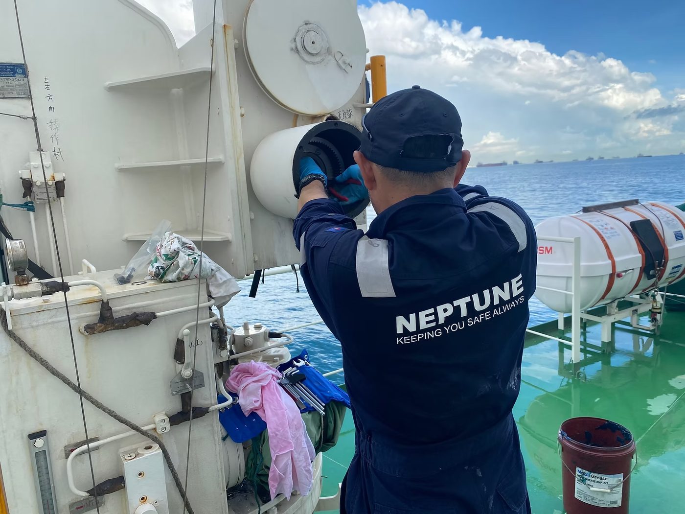 Jiangyin Neptune Marine Appliance NPT35HW