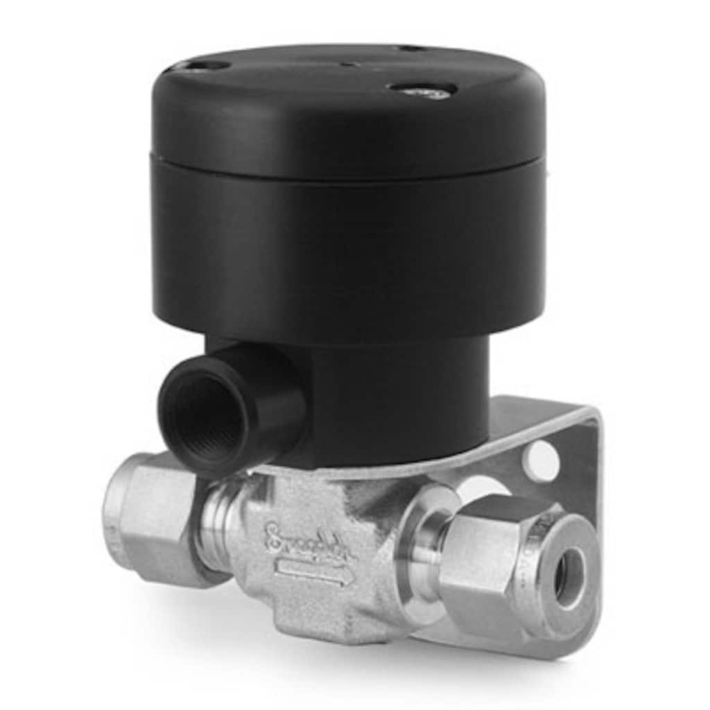 Swagelok Stainless Steel Toggle Valve, 1/8 in. Swagelok Tube Fitting, NC Actuator