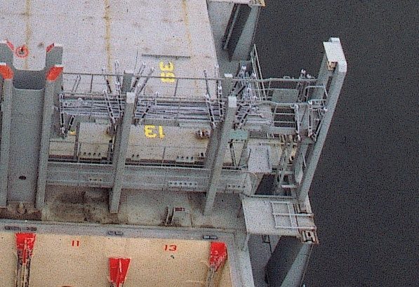 MacGregor Container deck stanchions