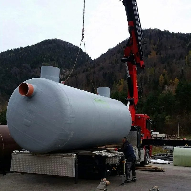 ROTO Podjetje za predelavo in trzenje d.o.o. Hallberg-Rassy, tank #30-300080