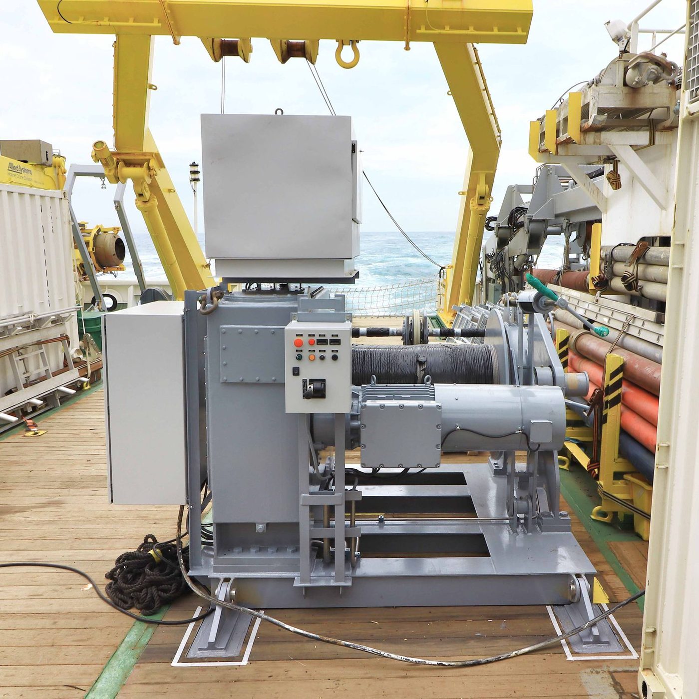 DMT Marine Equipment EMW-250 Electric Mooring Winch