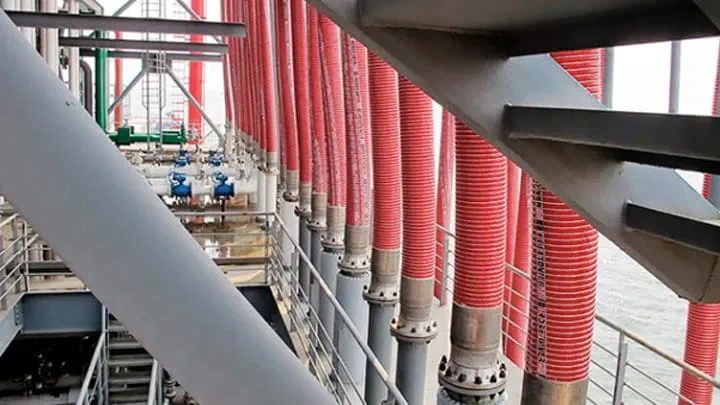 Trelleborg Marine TM Chemical 12in x 9m