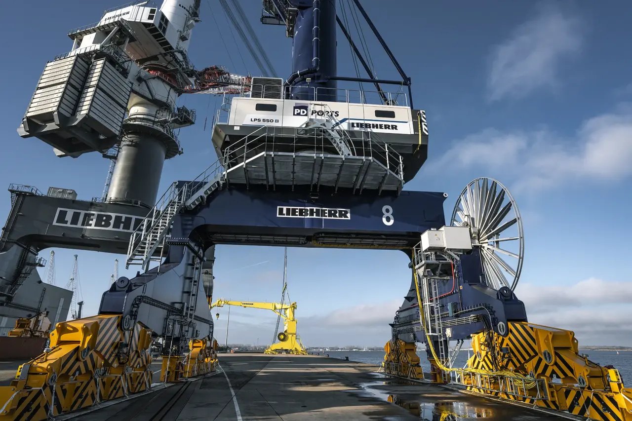 Liebherr Maritime DC 40t/20m-C