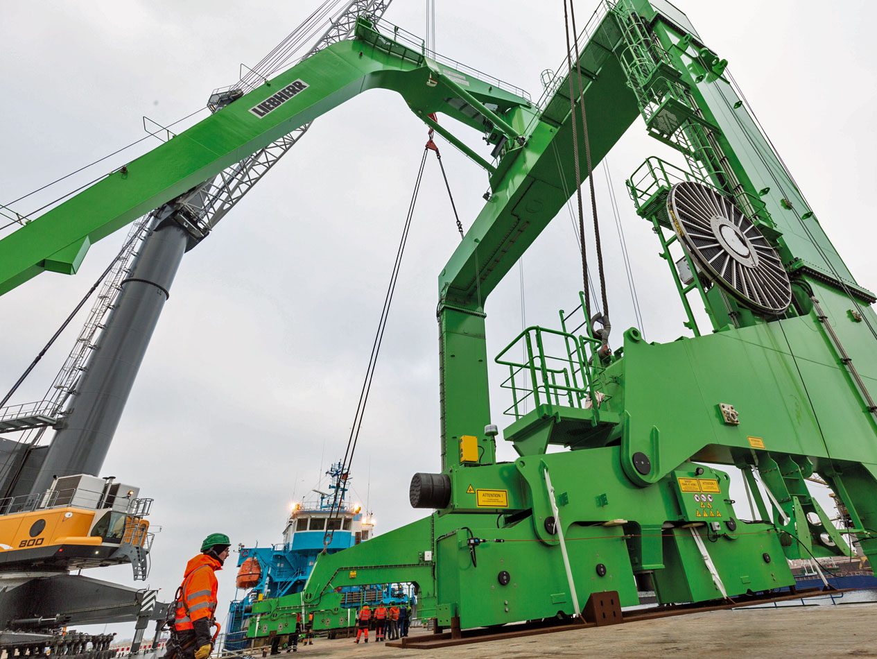 Liebherr Maritime CBW 160t-B