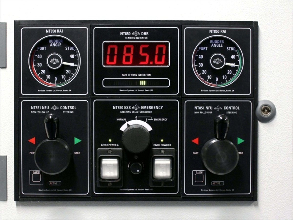 Navitron Systems NT850