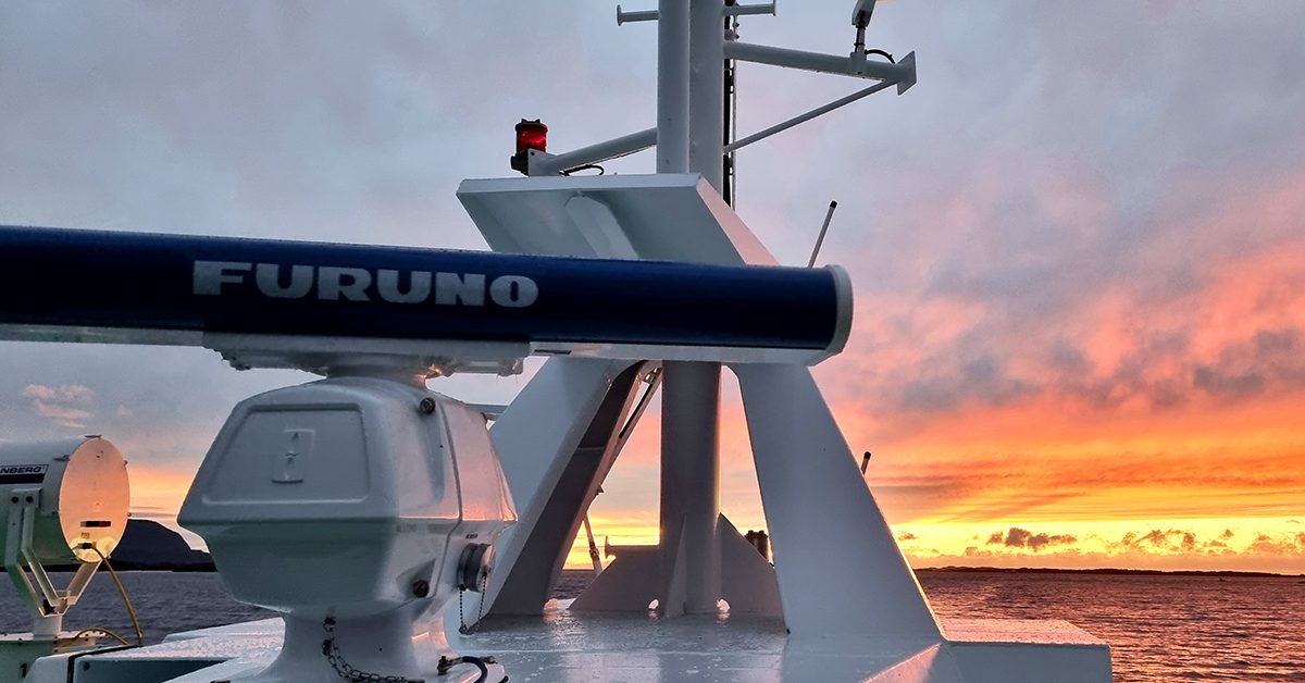 Furuno FAR-1518 3.9ft Open