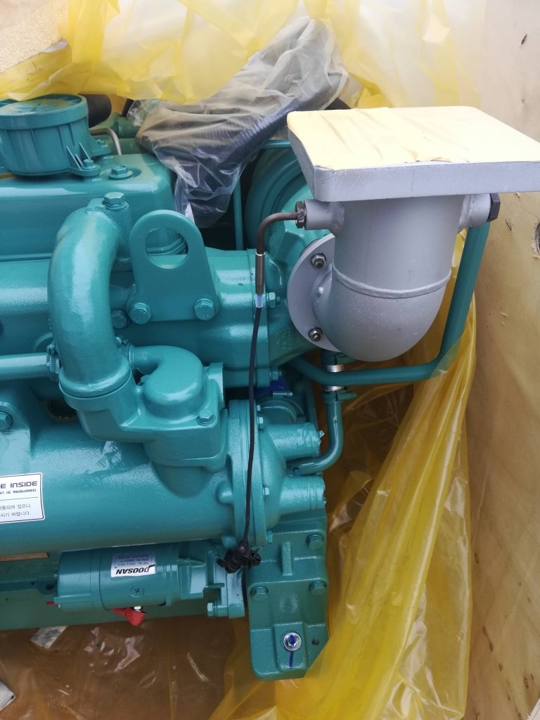 Doosan Infracore Marine L086TIH