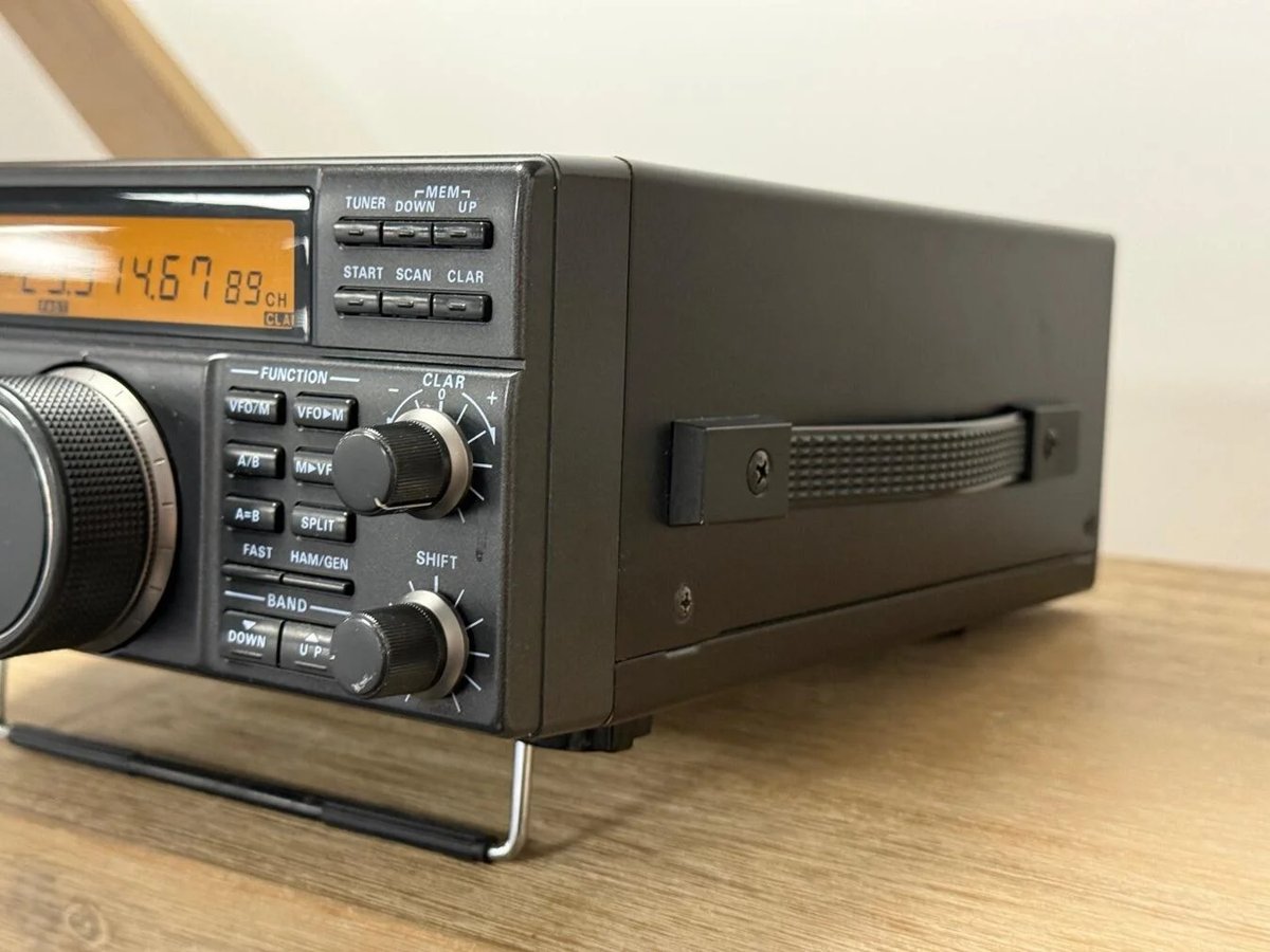 HF Radio QM5084