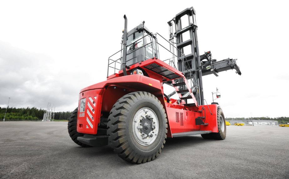 Kalmar DCG700-850